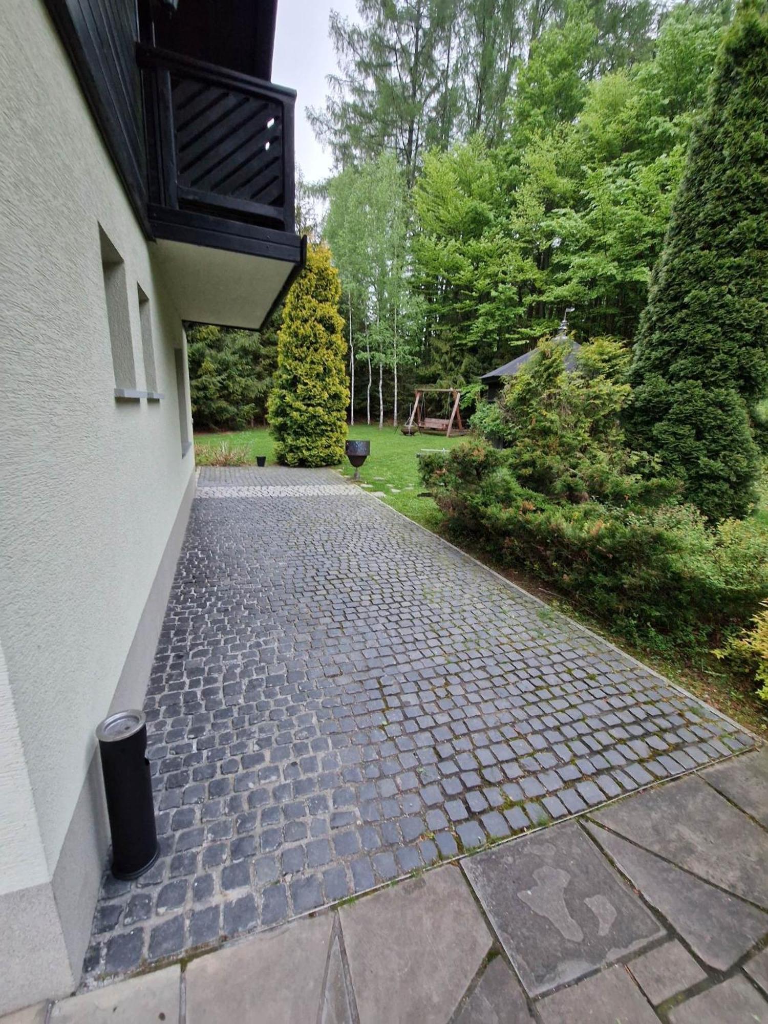 Villa Falsztyn Holiday Home Ngoại thất bức ảnh