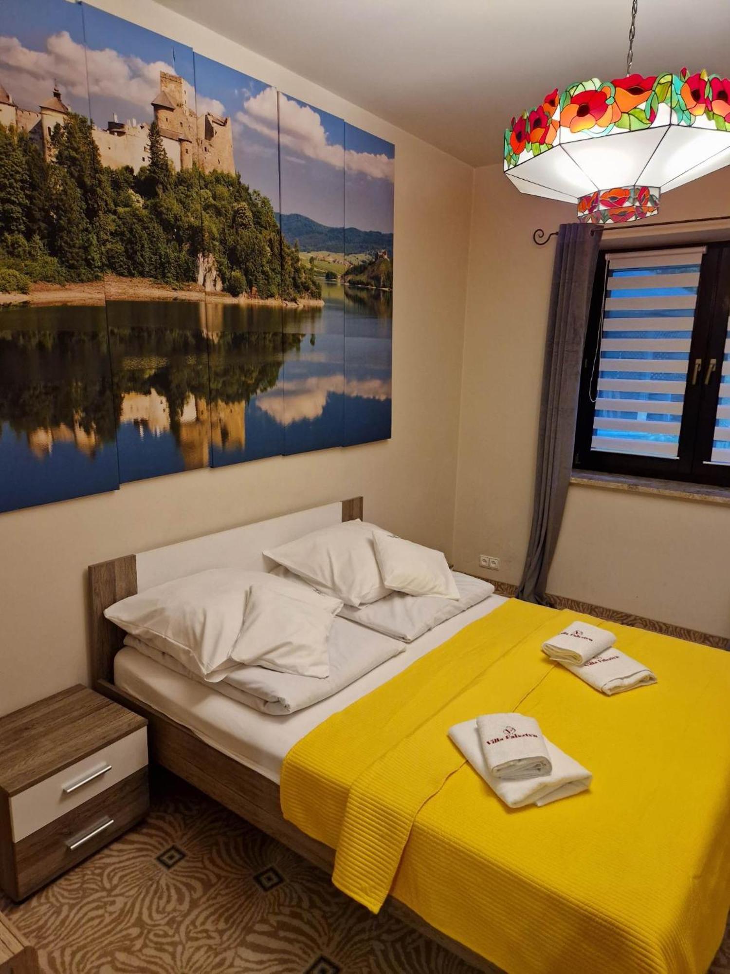 Villa Falsztyn Holiday Home Ngoại thất bức ảnh