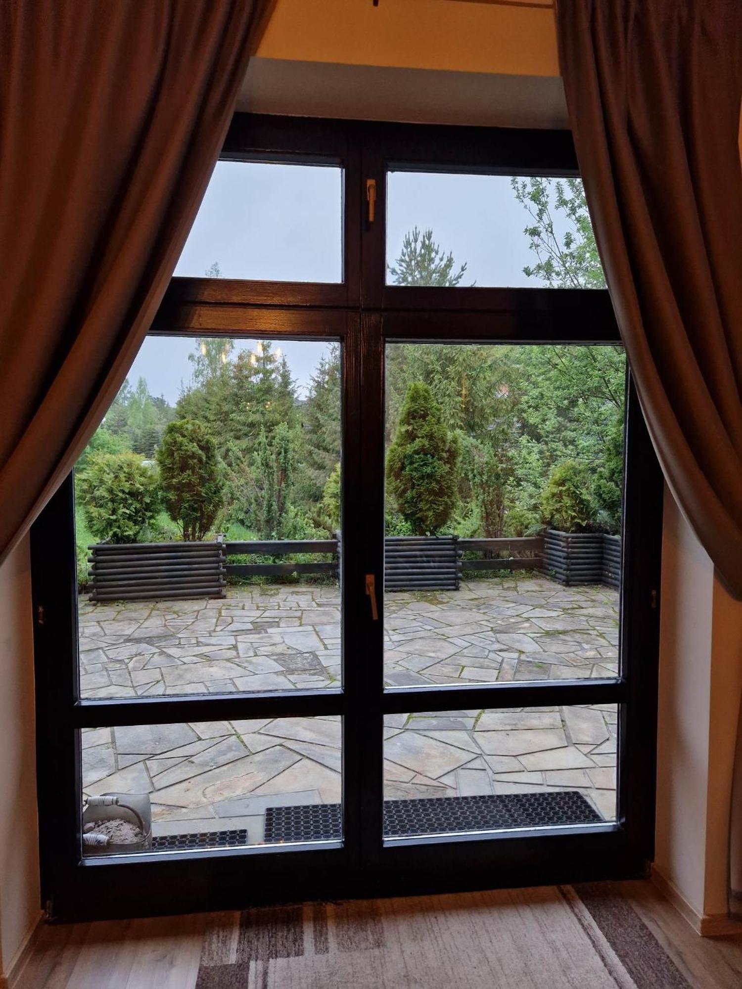 Villa Falsztyn Holiday Home Ngoại thất bức ảnh