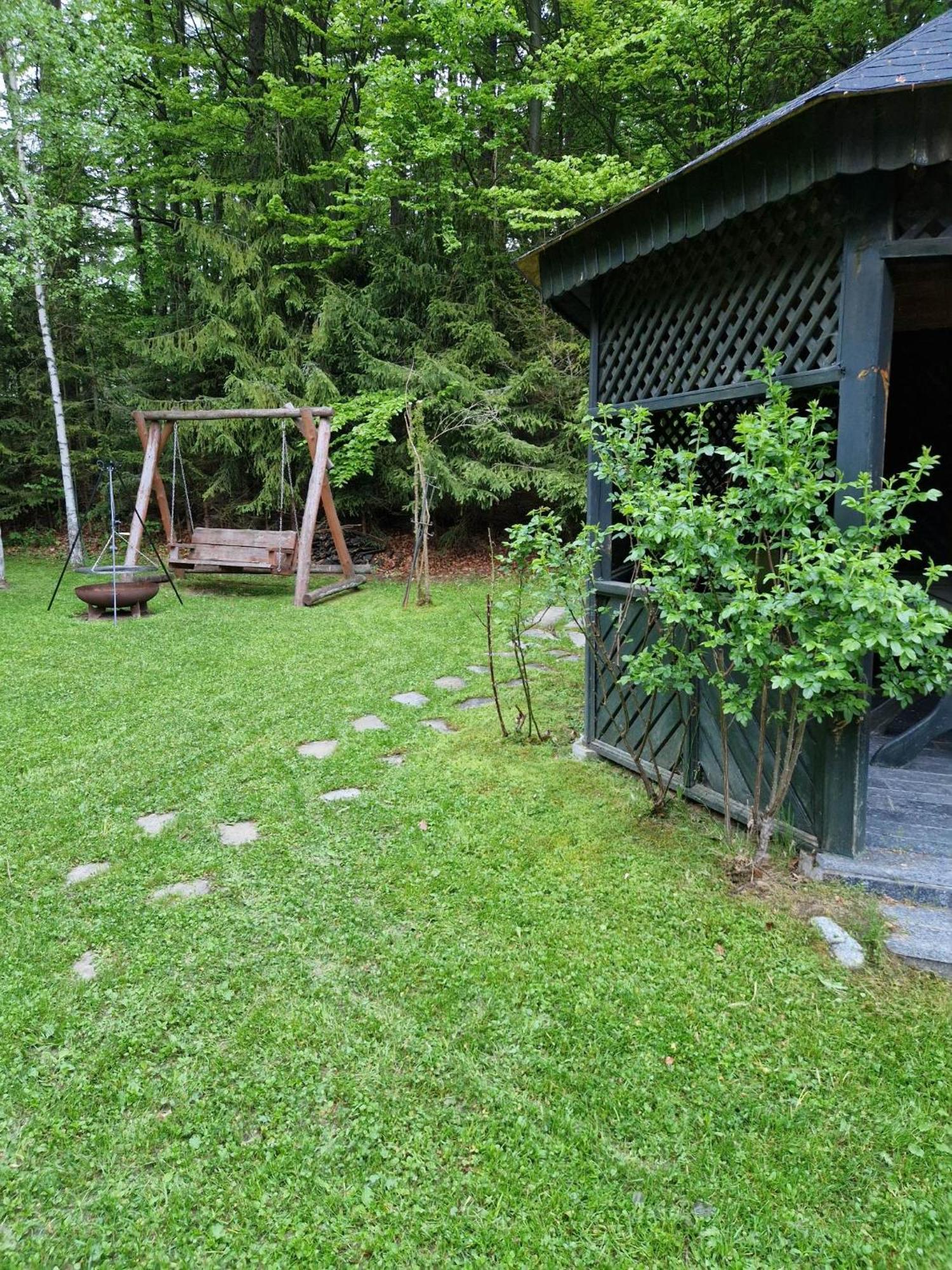 Villa Falsztyn Holiday Home Ngoại thất bức ảnh