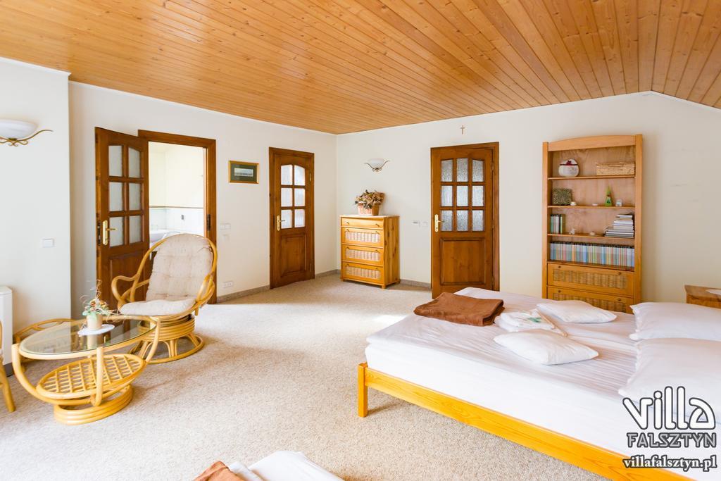 Villa Falsztyn Holiday Home Ngoại thất bức ảnh